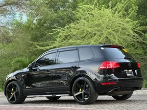 Volkswagen Touareg 2015 Black