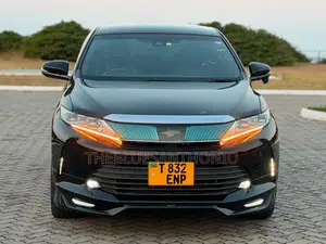 Toyota Harrier 2018 Black