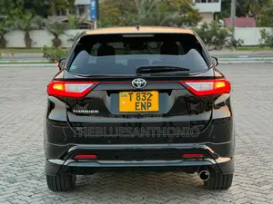 Toyota Harrier 2018 Black