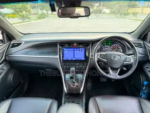 Toyota Harrier 2018 Black