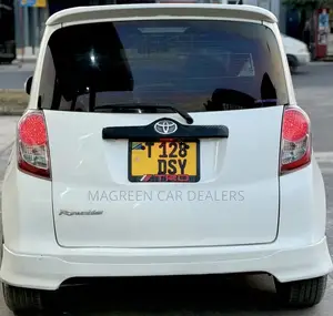 Toyota Ractis 2006 White