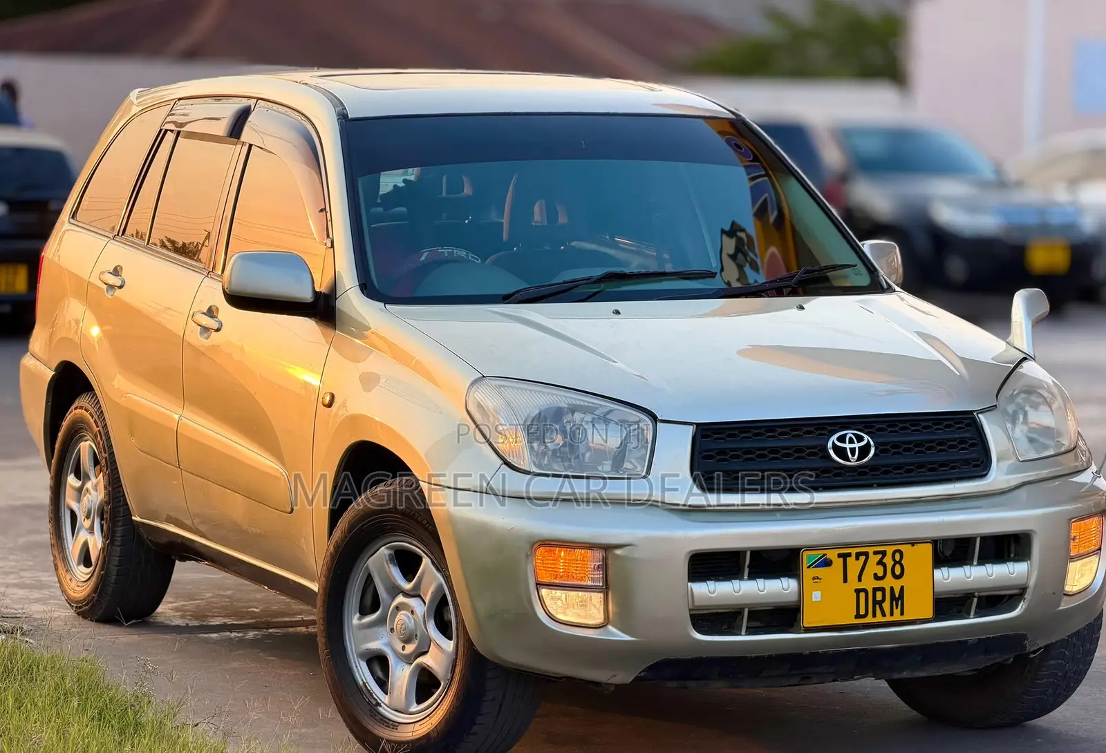 Toyota RAV4 2005 Gold
