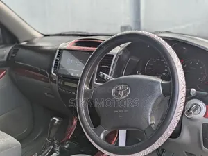 Toyota Land Cruiser Prado 2006 Black
