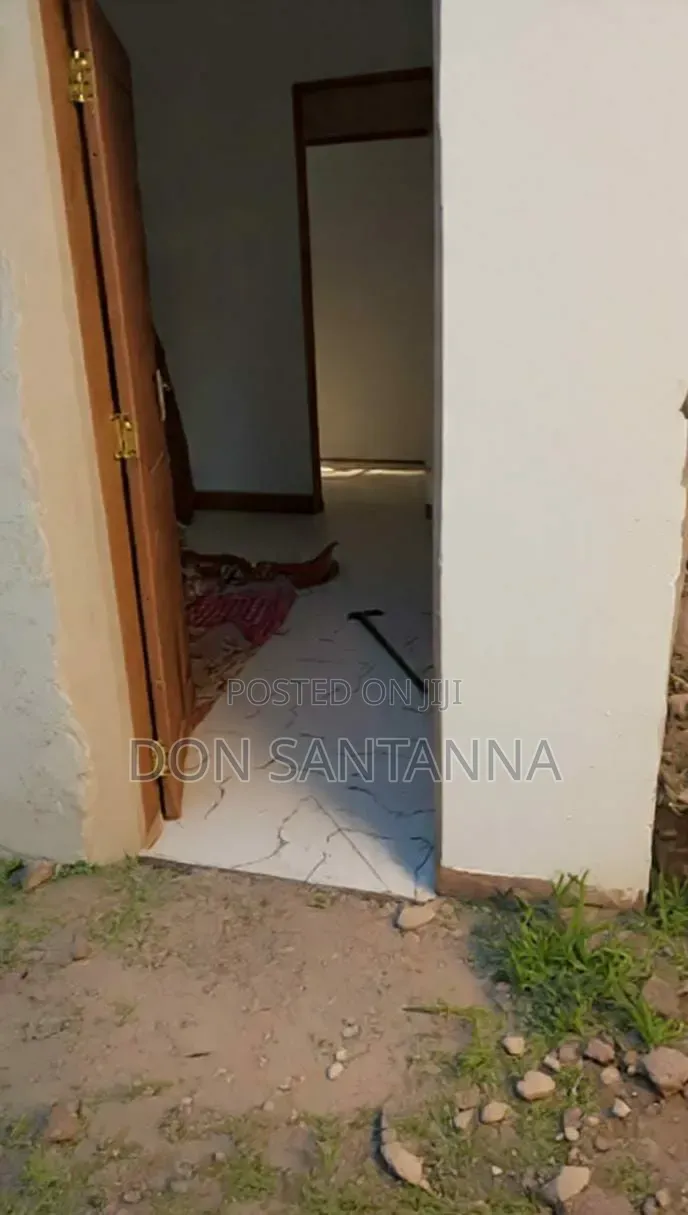 1bdrm House in Kinyerez, Kinyerezi for rent