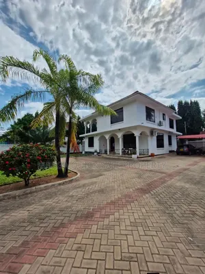 4bdrm House in Kawe Beach for rent