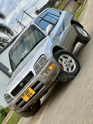 Toyota RAV4 Base 4x4 1999 Silver