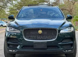 Jaguar F-Pace 2023 Gray