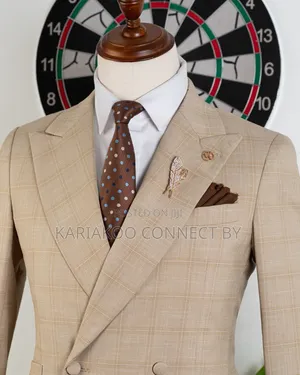​Men’s Luxury Double-Breasted Plaid Suit
