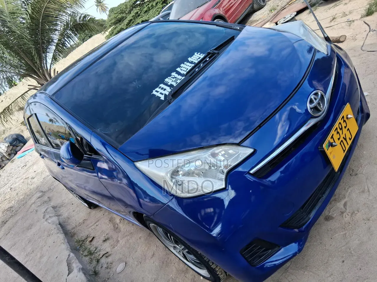 Toyota Ractis 2010 Blue
