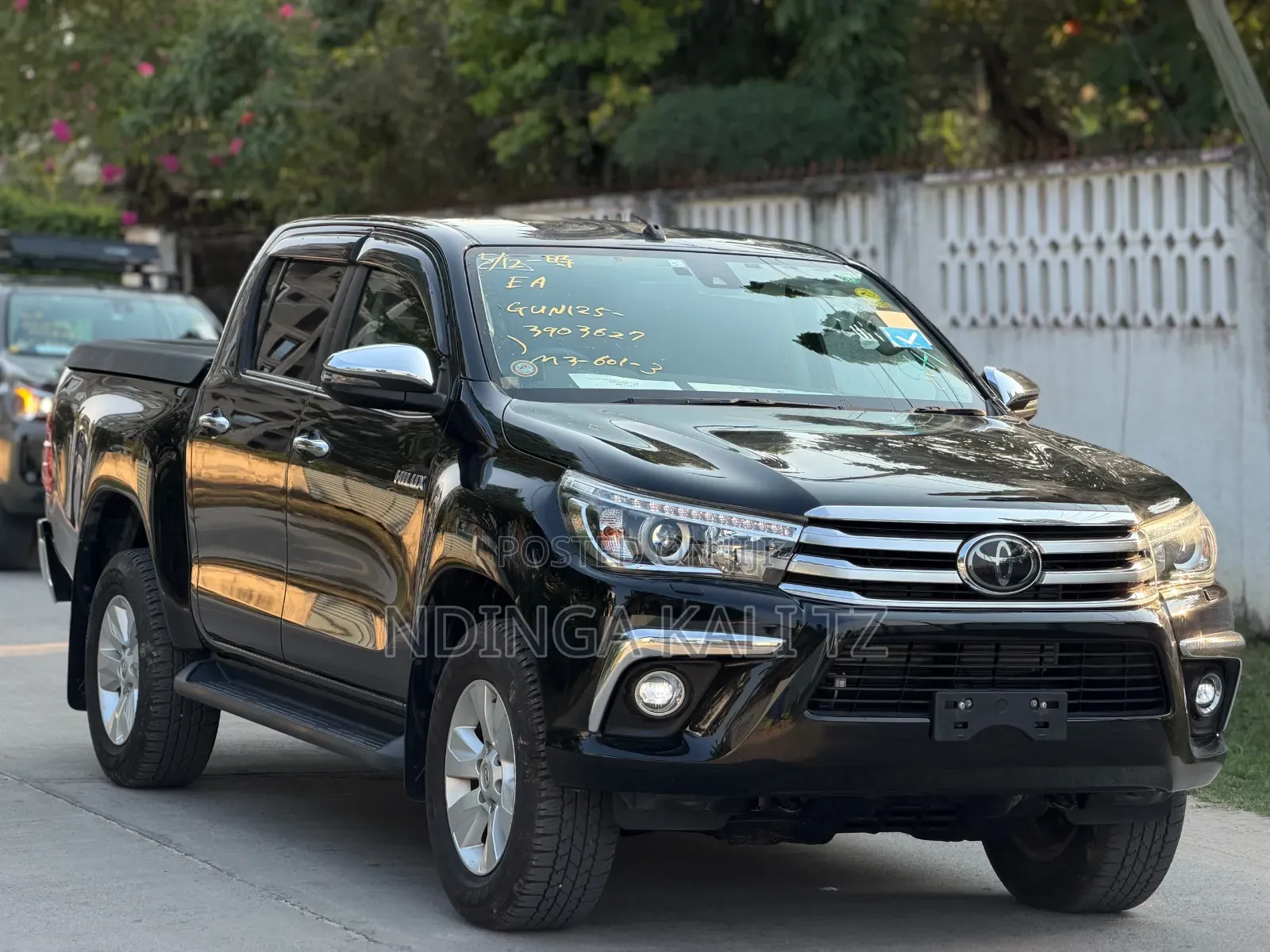 Toyota Hilux 2018 Black