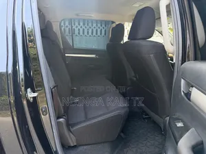 Toyota Hilux 2018 Black