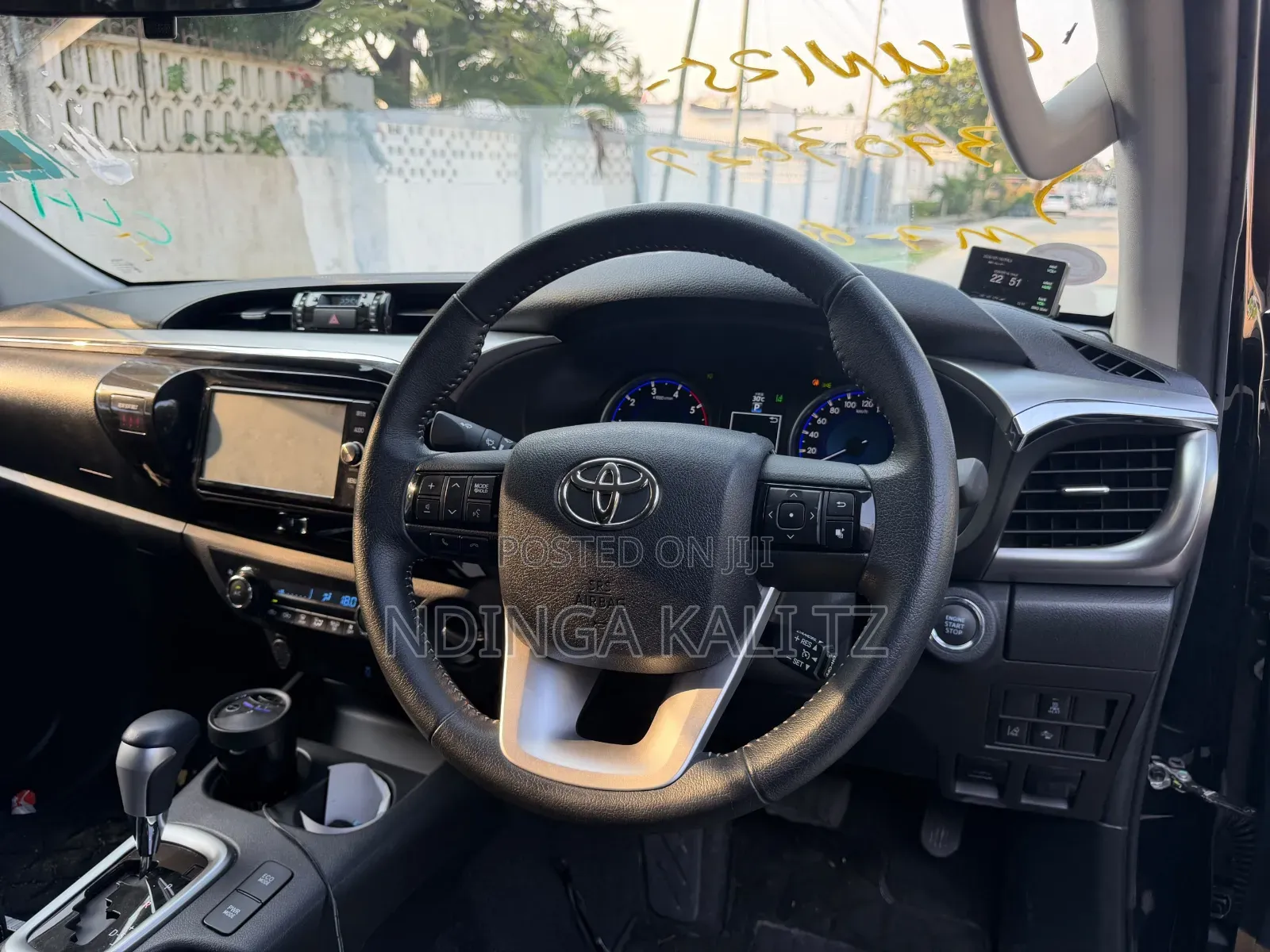Toyota Hilux 2018 Black