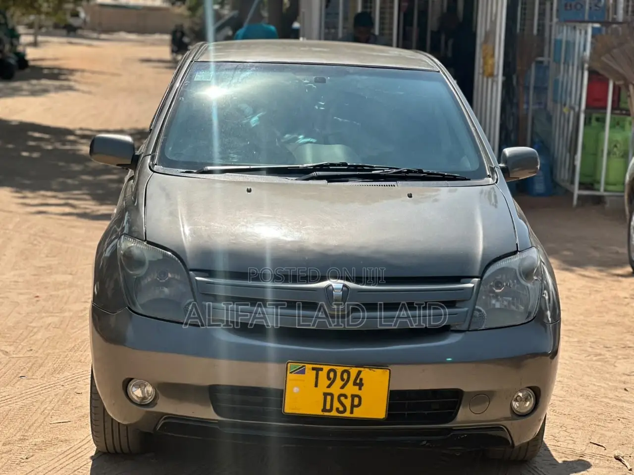Toyota IST 2004 Gray
