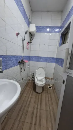 1bdrm Bungalow in Makumbusho Bus Stop, Kijitonyama for rent