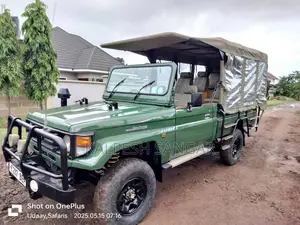 Toyota Land Cruiser 79 Series 2002 Green