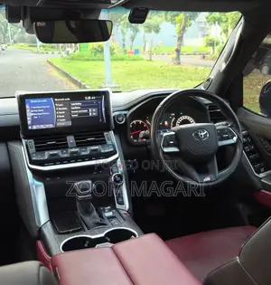 Toyota Land Cruiser 2023 Black