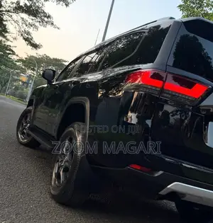 Toyota Land Cruiser 2023 Black