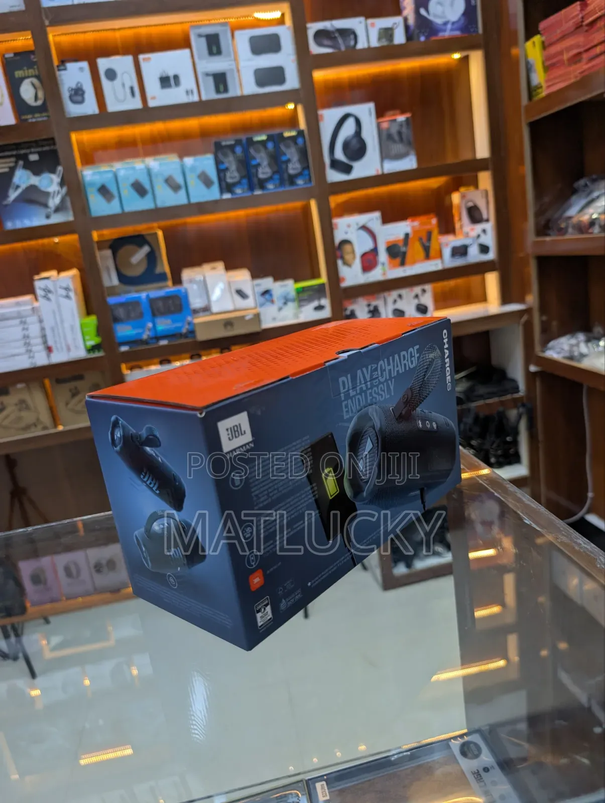 JBL Charge6