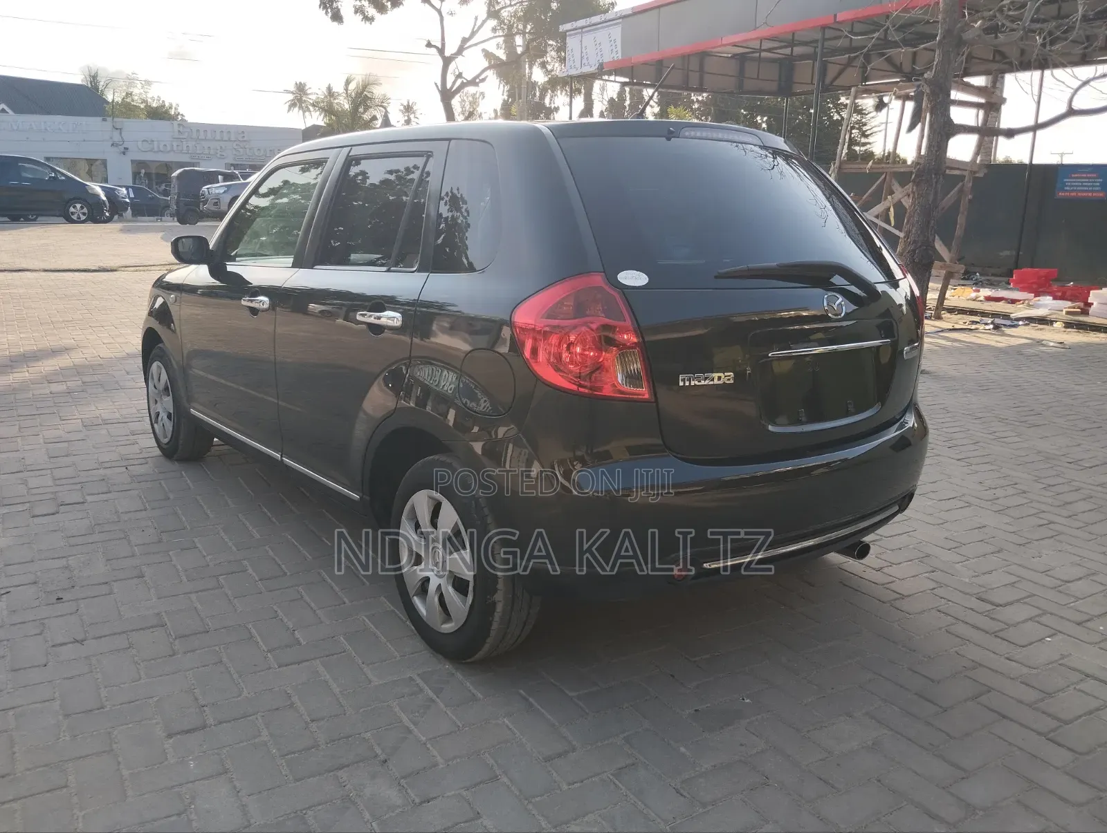 Mazda Verisa 2009 Black