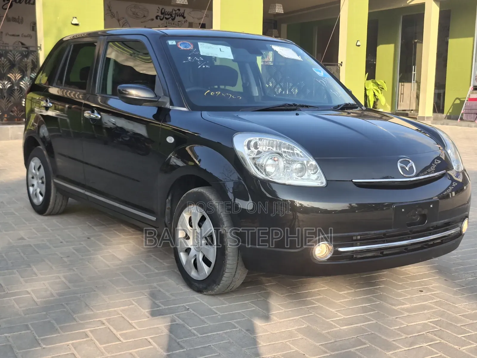 Mazda Verisa 2009 Black