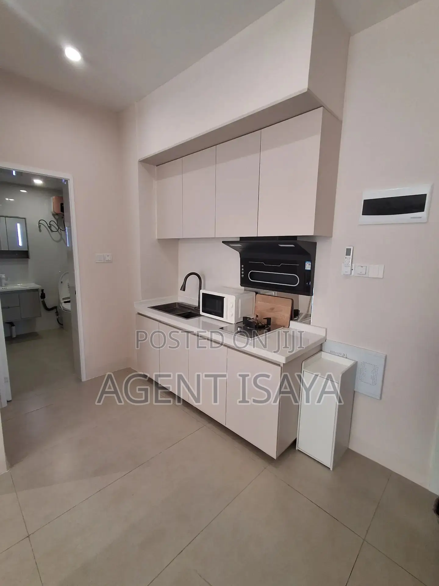 Furnished 2bdrm Apartment in Oyster Bay for rent