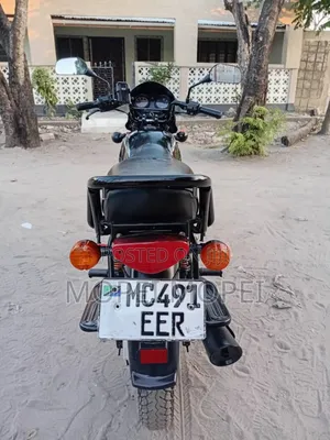 Bajaj Boxer 125 2025 Black