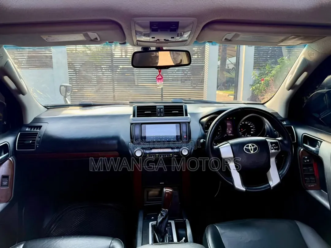 Toyota Land Cruiser Prado 2014 Black