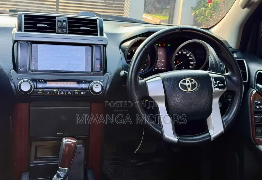 Toyota Land Cruiser Prado 2014 Black