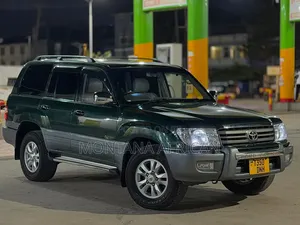 Toyota Land Cruiser 1999 Green