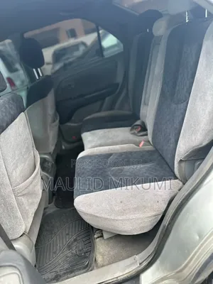 Toyota Harrier 2000 Silver