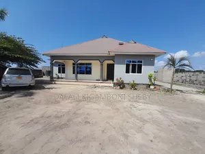4bdrm House in Kigamboni Dege for sale