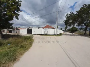 Kiwanja Kinauzwa Kigamboni Ferry