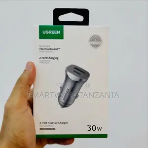 UGREEN 30W Dual USB Car Charger Type-C and USB-A Ports Charging