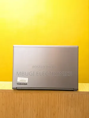 New Laptop Toshiba Tecra Z50 8GB Intel Core i5 SSD 256GB