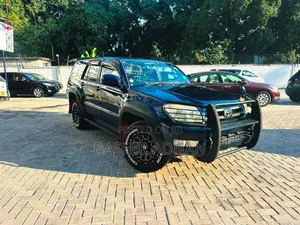 Toyota Hilux Surf 2005 Black