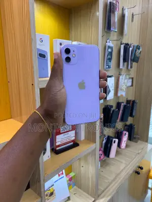 Apple iPhone 11 64 GB