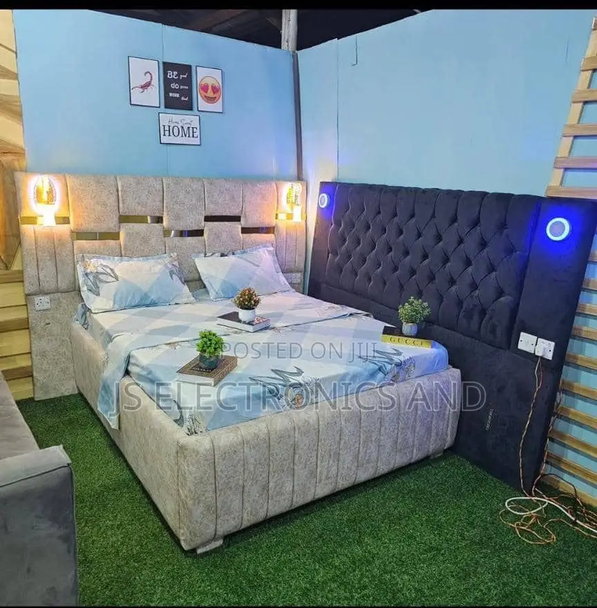 Kitanda Bedsofa Ya Taa 5x6 Kubwa Imara (Kitanda Tu)