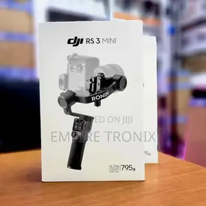 DJI RS 3 Mini - Compact 3-Axis Mirrorless Gimbal Stabilizer