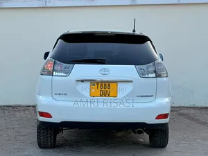 Toyota Harrier 2007 White