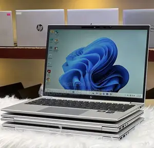 Laptop HP EliteBook 830 G8 16GB Intel Core i7 SSD 512GB