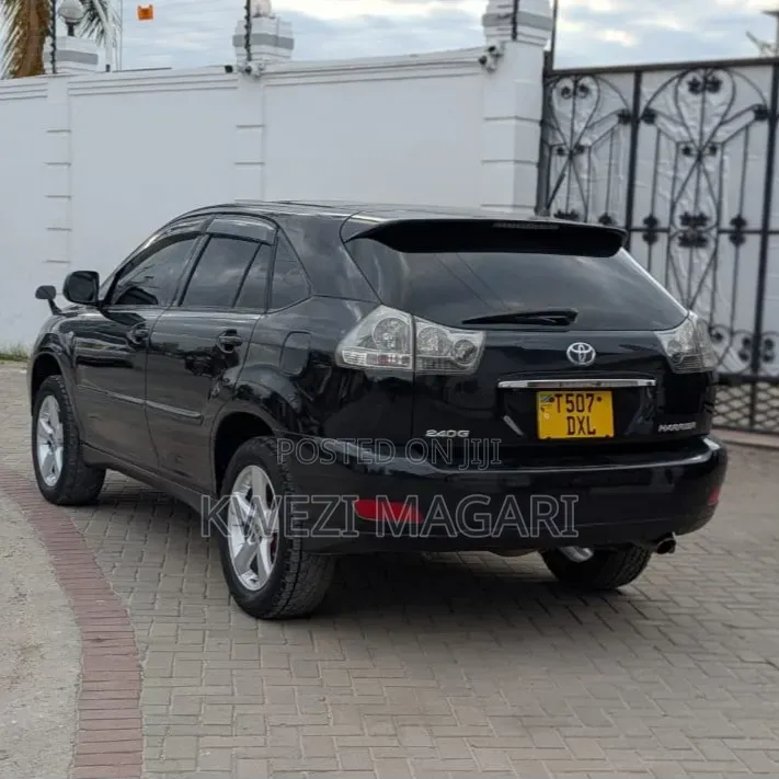 Toyota Harrier 2005 Black