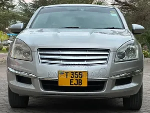 Nissan Dualis 2010 Silver