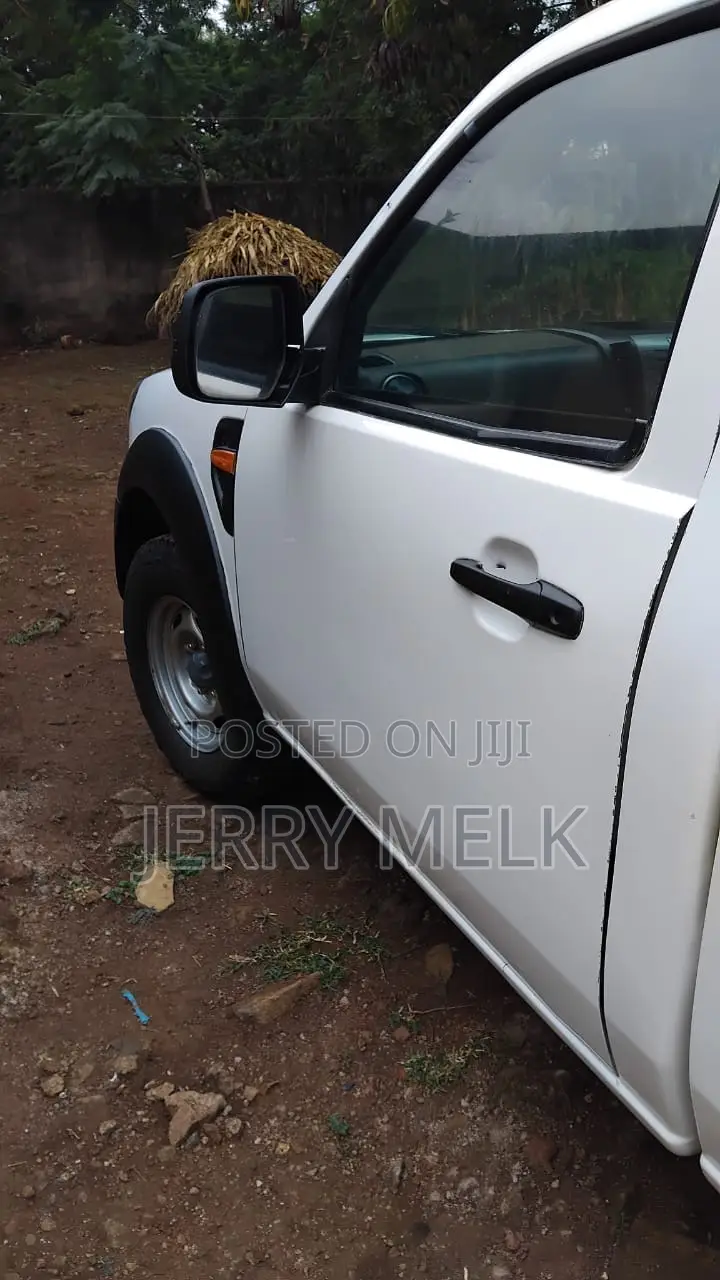Ford Ranger Regular Cab 4x4 2005 White