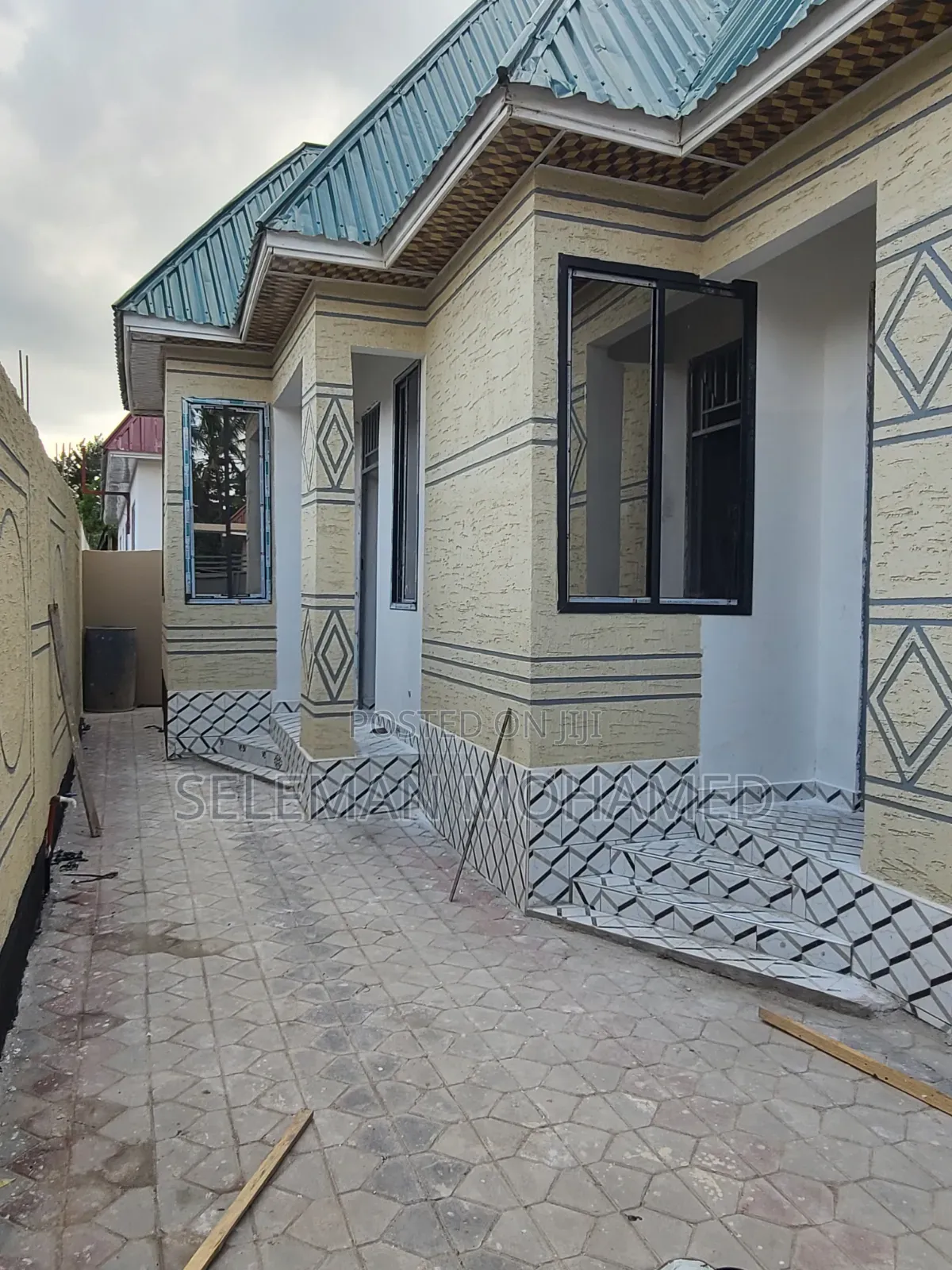Furnished 3bdrm House in Biriani Real Estate, Chamazi for sale