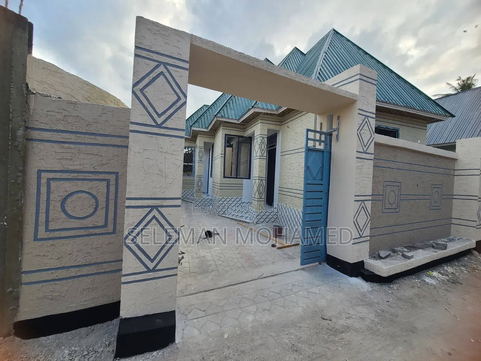 Furnished 3bdrm House in Biriani Real Estate, Chamazi for sale