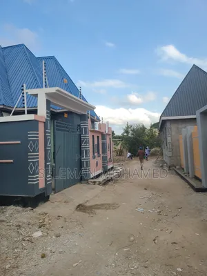 Furnished 3bdrm House in Biriani Real Estate, Chamazi for sale