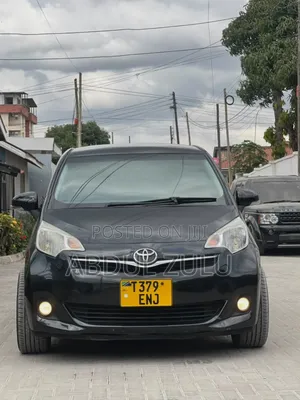 Toyota Ractis 2012 Black