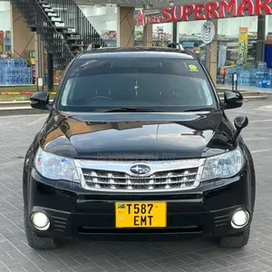 Subaru Forester 2012 Black