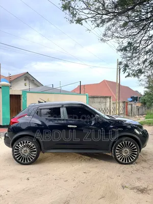 Nissan Juke 2012 Black