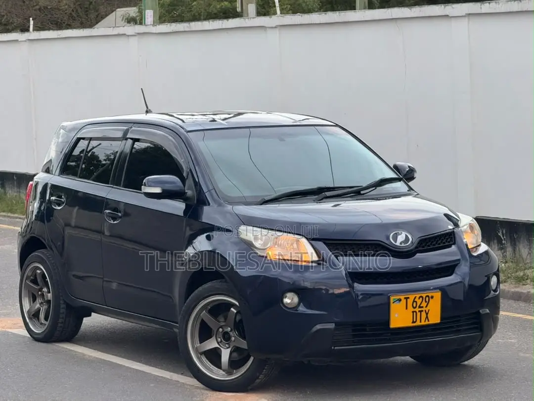 Toyota IST 2008 Blue